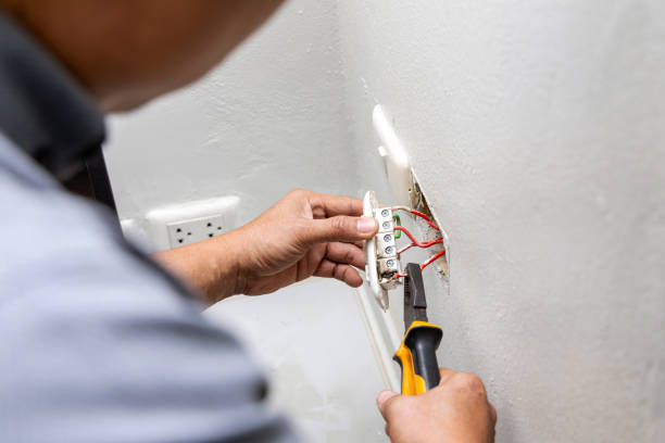 Best Emergency Electrician Near Me  in Rainbow Park, FL